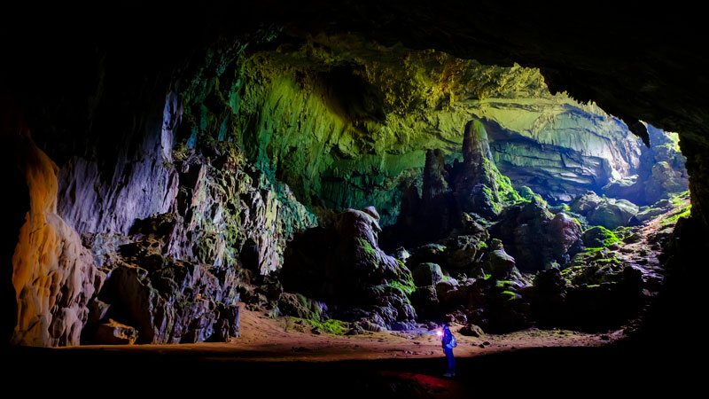 Kho-Muong-cave1